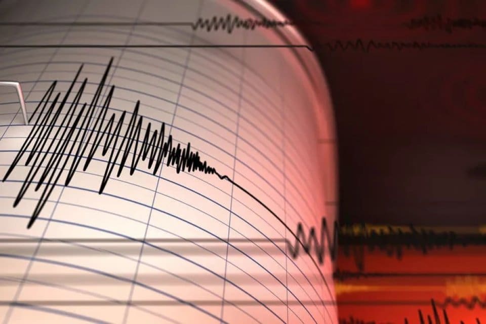 AFAD'dan son dakika deprem a&ccedil;ıklaması geldi. Adıyaman'ın Sincik il&ccedil;esinde 4,3