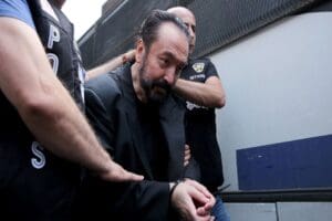 Adnan Oktar ile birlikte 14 kişinin yargılandığı davada verilen hapis