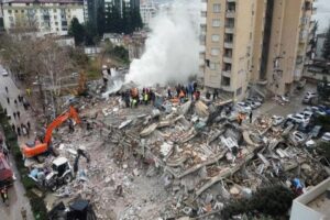 Afet ve Acil Durum Yönetimi Başkanlığı (AFAD), deprem felaketinde Bingöl,