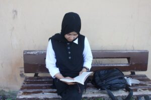 Afganistan'da doğup büyüyen Hazara Türkü Zahira S., kadının adının olmadığı