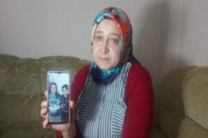 Kahramanmaraş'taki depremlerde annesi, babası, ağabeyi, yengesi, yeğeni ve kuzenlerini kaybeden