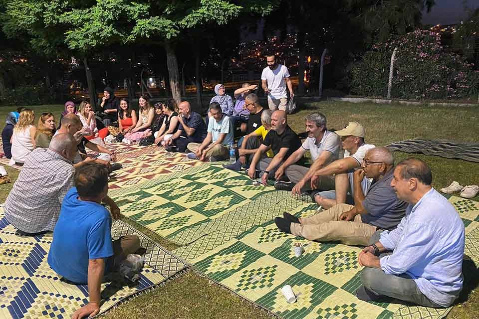 AK Parti Bornova İlçe Başkanlığı, mahalle programlarına hız kesmeden devam