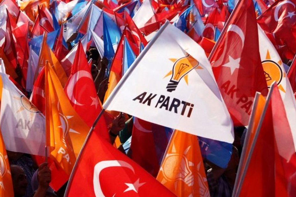 AK Parti Gençlik Kolları Genel Başkanı Ahmet Büyükgümüş, yeni AK Parti