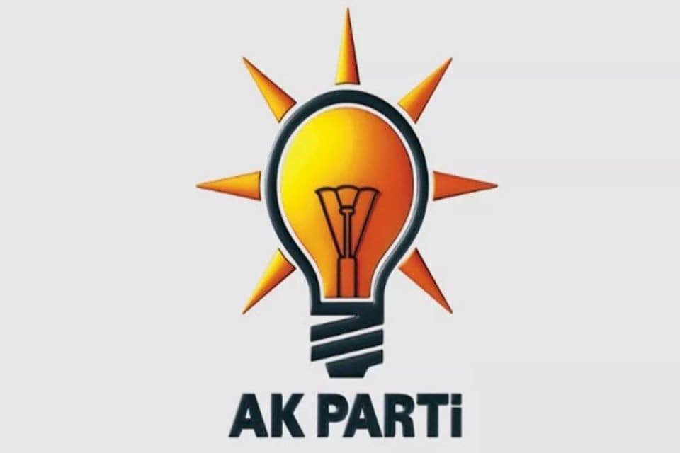 AK Partili kurmaylar, gelecek se&ccedil;imde milletvekili listelerinin yarısının değişebileceğini s&ouml;yledi.