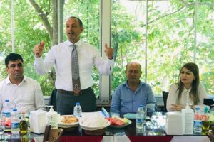 B&ouml;lge Siyasi ve Hukuki İşler Başkanlığı toplantısında konuşan AK Parti