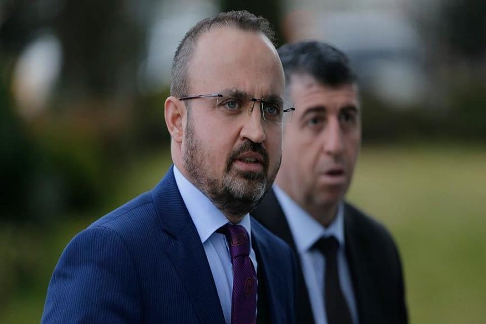 AK Parti Grup Başkanvekili B&uuml;lent Turan, CHP İstanbul İl Başkanı