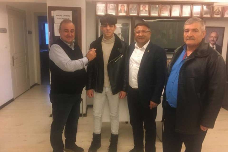 İzmir’de sıklıkla ziyaret ettiği Konak ilçesine bağlı Ege Mahallesi’nde; CHP