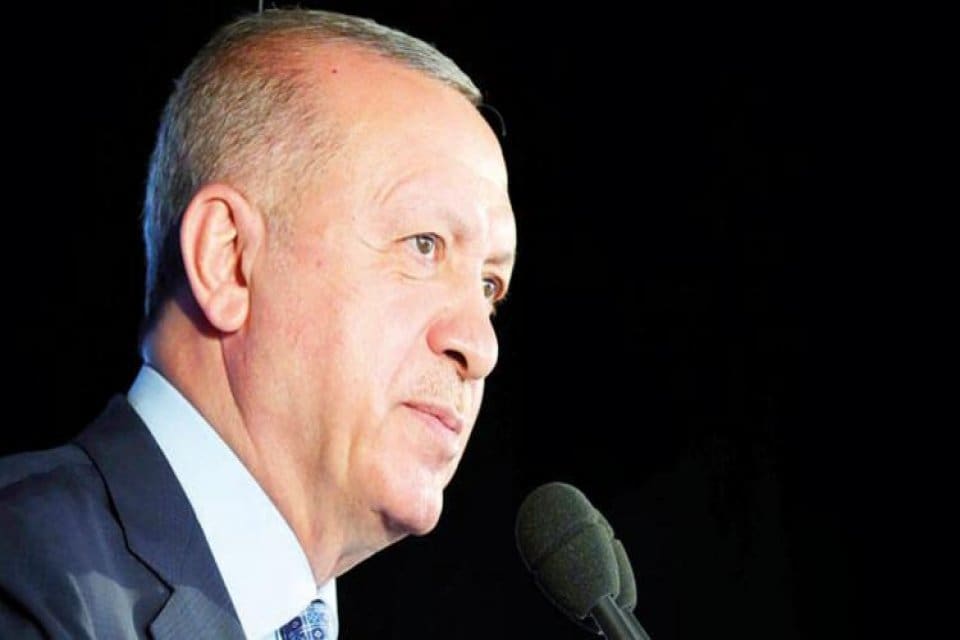 Cumhurbaşkanı Tayyip Erdoğan, partisinin MYK toplantısında, &ldquo;Yalan operasyonuna karşı hakikat