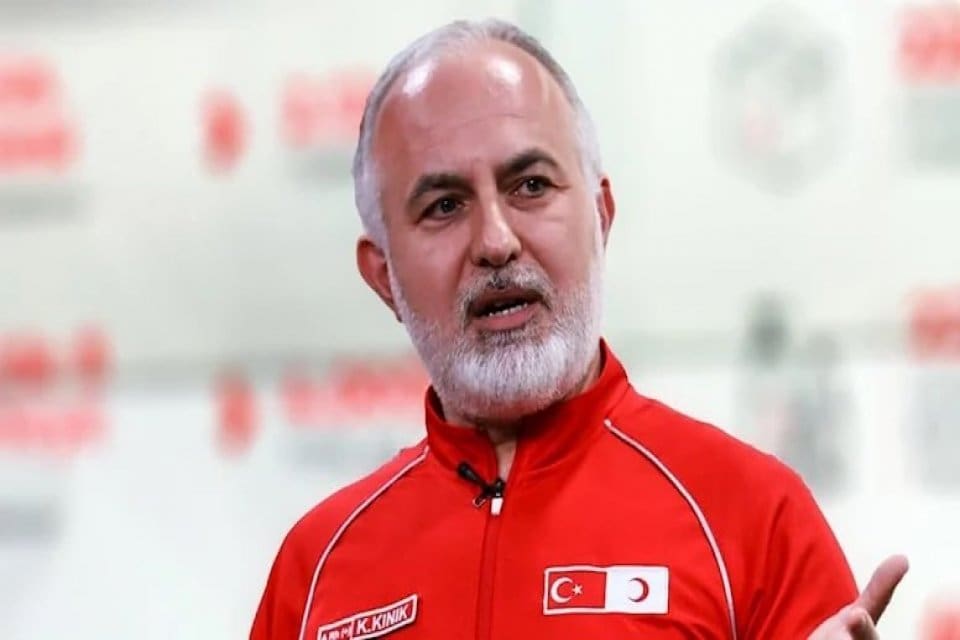 Kızılay Başkanı Kerem Kınık'ın yaptığı paylaşımlar AK Parti'de rahatsızlık yarattı.