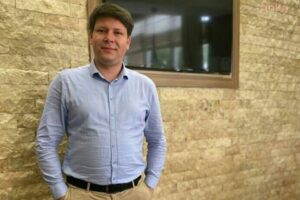 AK Parti İzmir Gençlik yönetim kurulu listesi şekillendi. Eyyüp Kadir