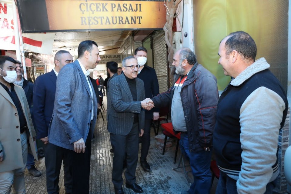 AK Parti İzmir İl Başkanlığı&rsquo;nın y&uuml;r&uuml;tt&uuml;ğ&uuml; karınca modeli saha &ccedil;alışmaları