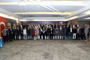 AK Parti İzmir İl Başkanlığı; il&ccedil;e başkanları ve Se&ccedil;im Koordinasyon