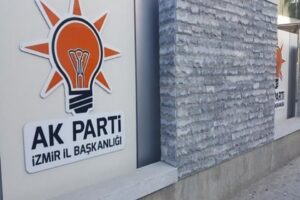 AK Parti İzmir İl Başkanlığı'na Bilal Saygılı atandıktan sonra kısa