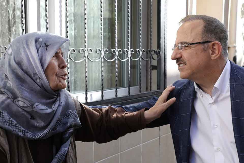 İzmir’in AK kadrosu, ‘30 İlçe Eş Zamanlı’ saha çalışmalarını sürdürüyor.