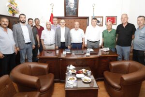 AK Parti İzmir İl Başkanlığı tarafından hayata geçirilen ’Gönül Seferberliği