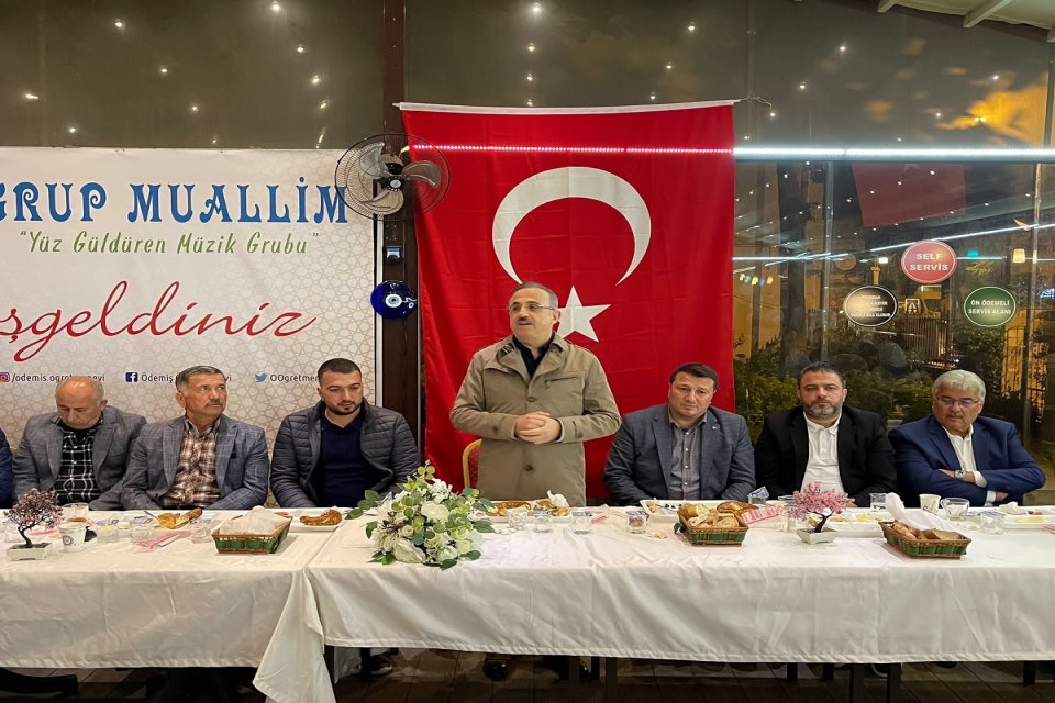 Ramazan boyunca evlerden taksi duraklarına; öğrenci yurtlarından ilçe teşkilatlarına kadar