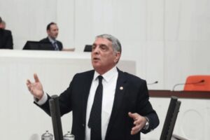 AK Parti İzmir 7'inci İl Kongresi'ne tek aday olarak giren