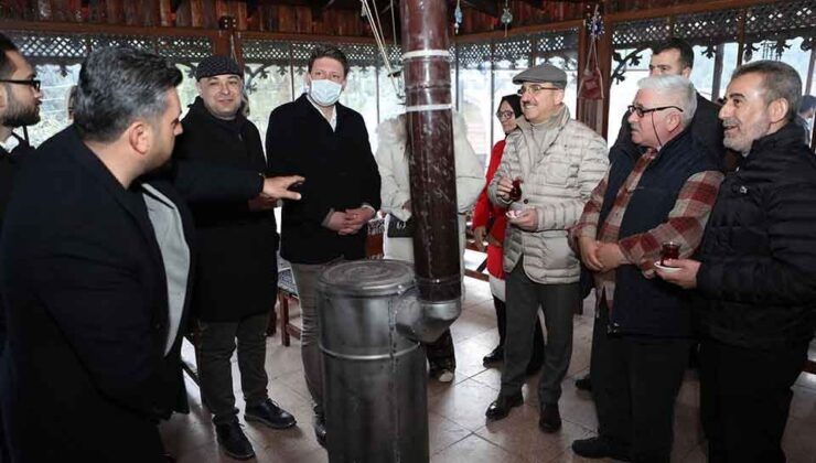 AK Parti İzmir Kemalpaşa köylerinde: 'Sıcak, soğuk demeden alandayız'