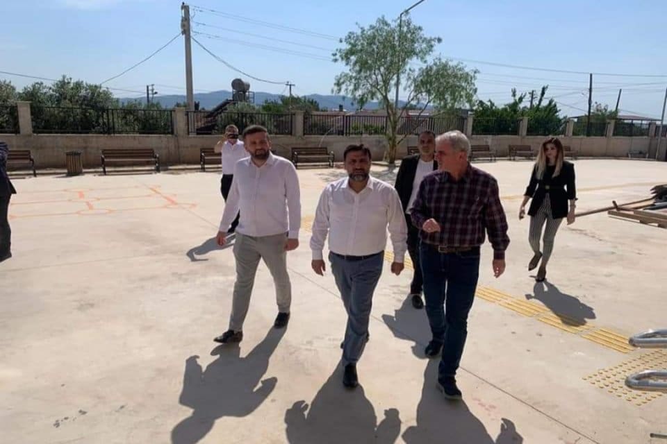 AK Parti İzmir Milletvekili Cemal Bekle, Buca&rsquo;da inşaatı devam eden