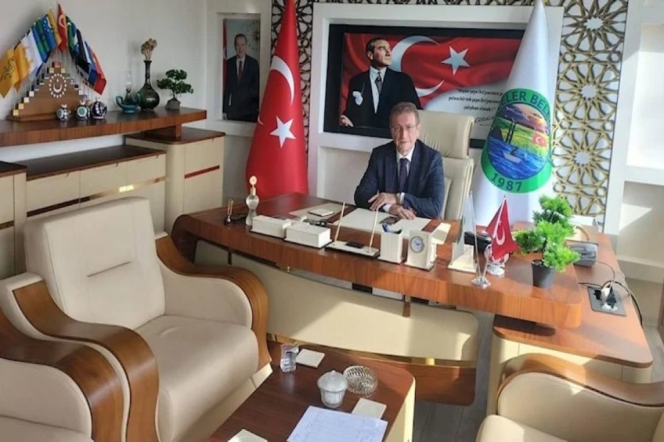Afyonkarahisar’da Gebeceler Belediye Başkanı Hüseyin Toğulluk’un ruhsatsız silah taşıma suçundan