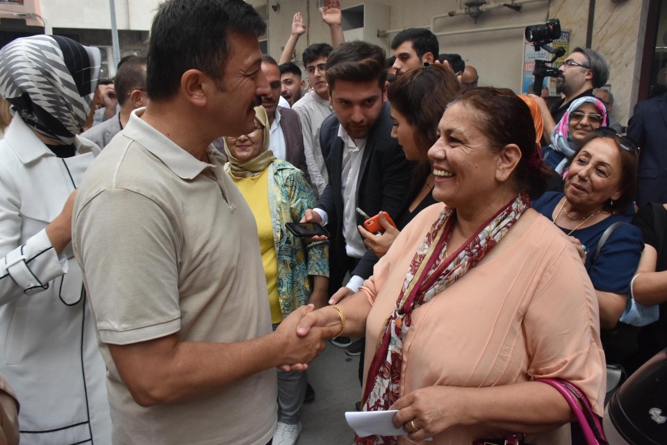 AK Parti İzmir İl Başkanlığı'nın 'Karınca Modeli' saha çalışması kapsamında