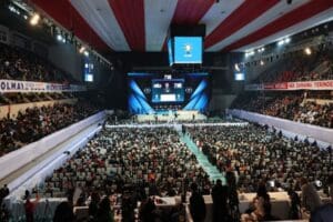 AK Parti 7. Olağan Kongresi, bug&uuml;n Ankara Spor Salonu'ndan yapılıyor.