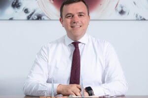 Tam kapanmayı fırsata &ccedil;eviren TEİAŞ ve GDZ Elektrik, sokağa &ccedil;ıkma