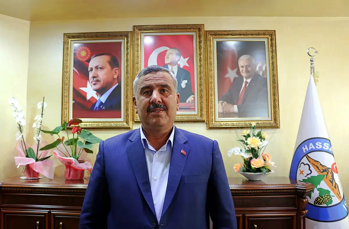 Hatay B&uuml;y&uuml;kşehir Belediyesi Meclis toplantısında, Hassa&rsquo;daki yol sorununu &ccedil;&ouml;zmek i&ccedil;in