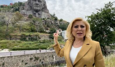 AK Partili Bursalı’dan Atatürk büstü tepkisi