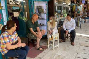 AK Parti İzmir Milletvekili ve AK Parti Yerel Y&ouml;netimler Başkan