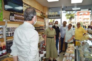 AK Parti İzmir Milletvekili ve AK Parti Yerel Yönetimler Başkan