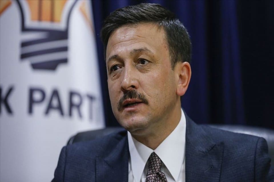 AK Parti Genel Başkan Yardımcısı Hamza Dağ, katıldığı bir canlı