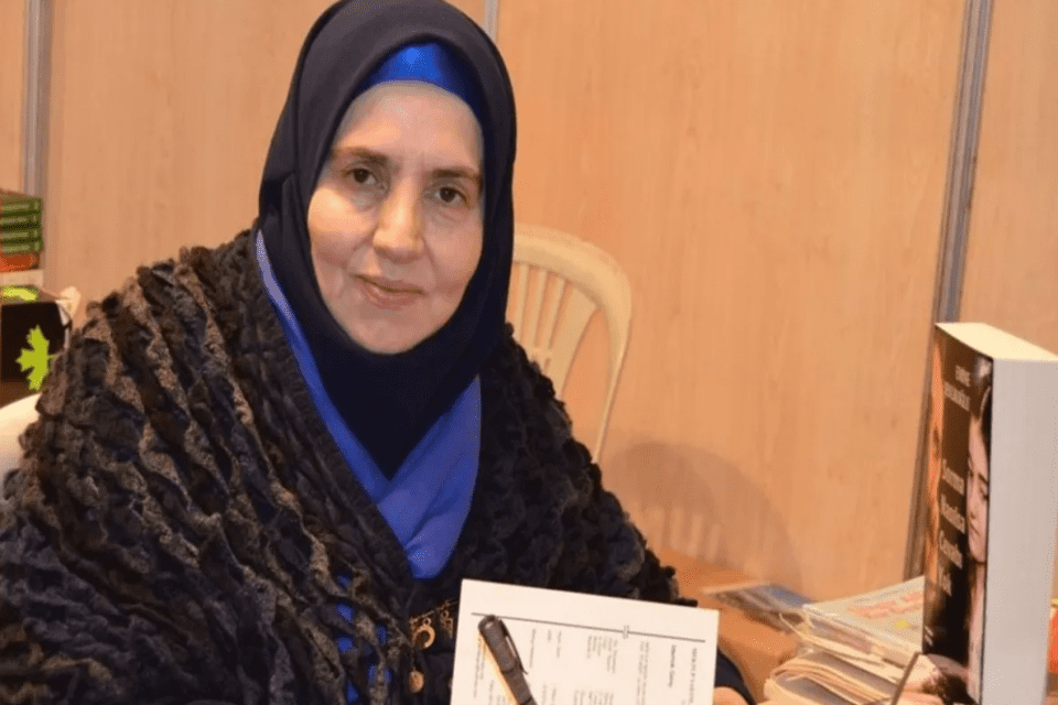 AK Partili yazar Emine Şenlikoğlu, "Atat&uuml;rk ve İn&ouml;n&uuml;&rsquo;n&uuml;n Milli Eğitimimizi