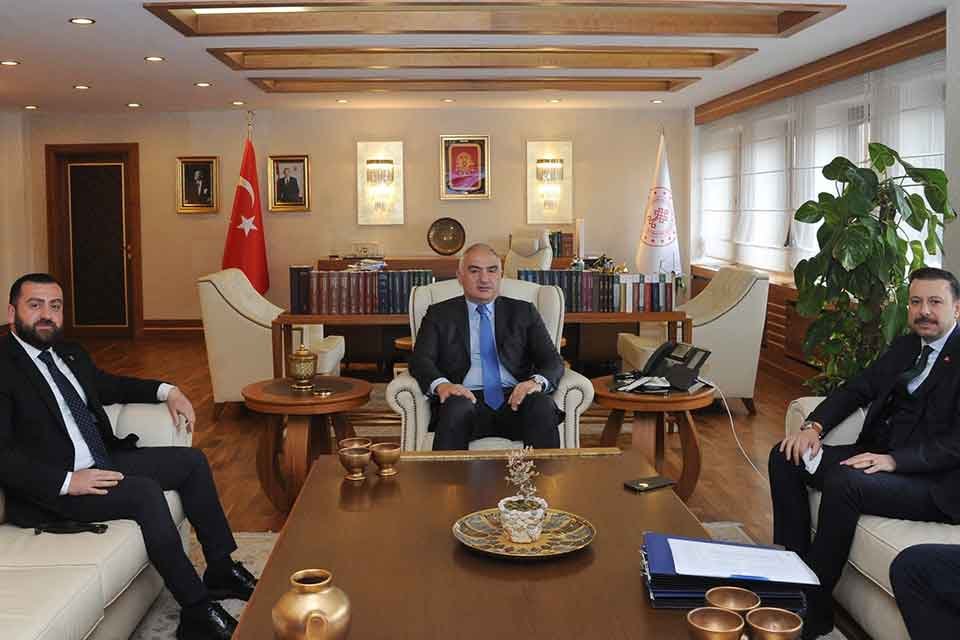 AK Partili Girbiyanoğlu: &lsquo;&rsquo;Sel&ccedil;uk i&ccedil;in &uuml;zerimize d&uuml;şeni yaptık&rsquo;&rsquo; &lsquo;&rsquo;Efes Alt