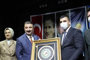 AK Parti Genel Merkez Gen&ccedil;lik Kolları Başkanı Eyy&uuml;p Kadir İnan