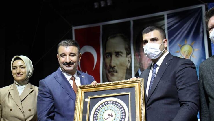 AK Partili İnan: Ana Muhalefet Daha İzmir’e Hizmet Edemiyor!