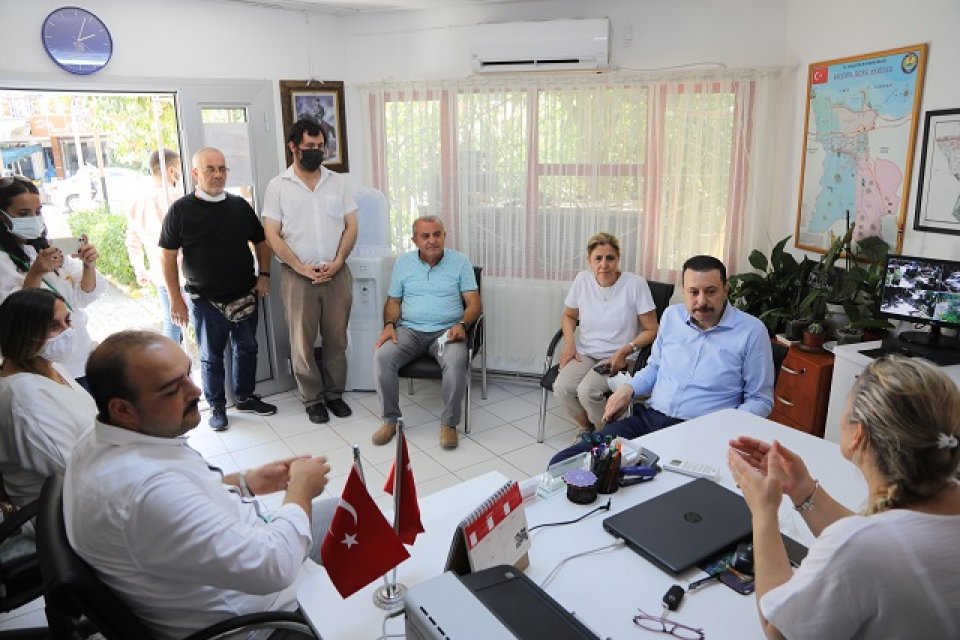 AK Parti İzmir Milletvekili Mahmut Atilla Kaya il&ccedil;e ziyaretlerine Torbalı,