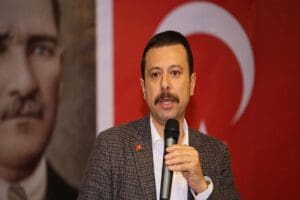 AK Parti İzmir Milletvekili Mahmut Atilla Kaya'dan B&uuml;y&uuml;kşehir Belediye Başkanı