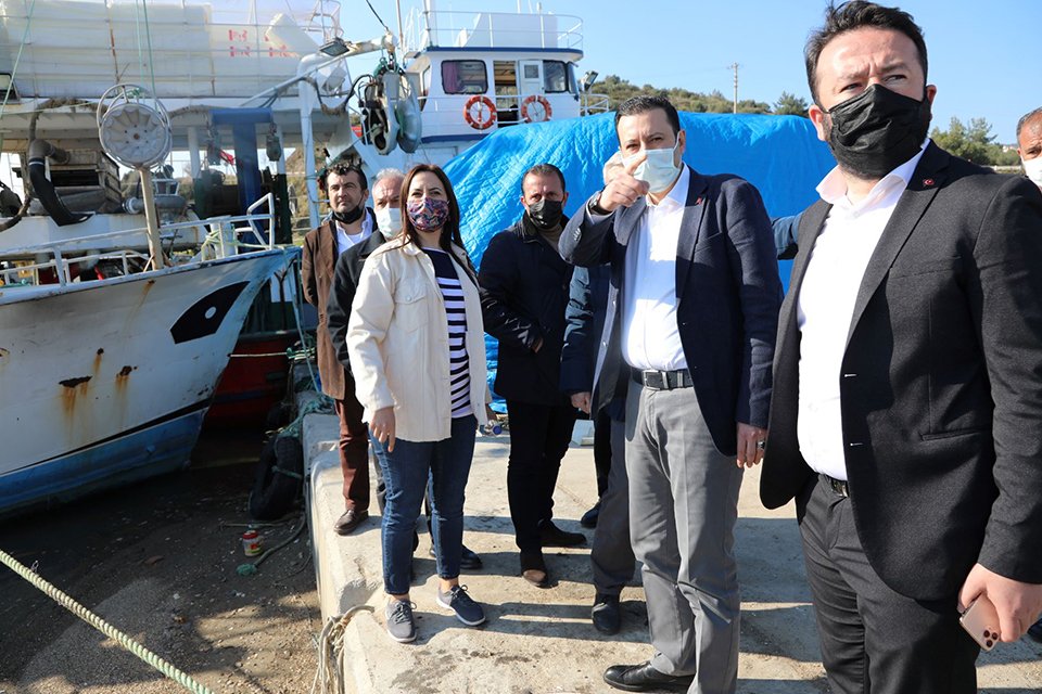 AK Parti İzmir Milletvekili Mahmut Atilla Kaya, Menderes'te devam eden