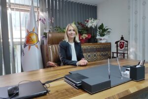 Karşıyaka'da g&uuml;ndem yine Cumhuriyet Mahallesi… Son ger&ccedil;ekleşen Meclis oturumunda Başkan