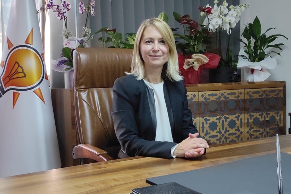 AK Parti Karşıyaka İlçe Başkanı Didem Dereboylu Keseli, Karşıyaka Belediye