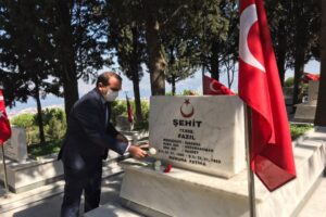 AK Parti İzmir Milletvekili Yaşar Kırkpınar, 18 Mart Çanakkale Zaferi’nin