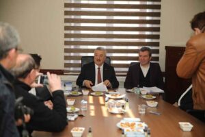 AK Parti İzmir Milletvekili Necip Nasır, Bergama Belediyesi tarafından yapılması