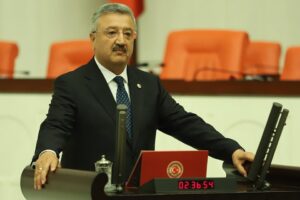 AK Parti İzmir Milletvekili Necip Nasır, 30 Ekim'de yaşanan ve