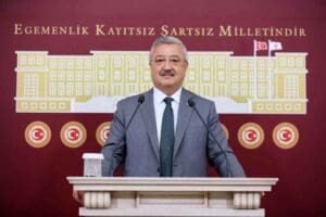 AK Parti İzmir Milletvekili Necip Nasır, İzmir B&uuml;y&uuml;kşehir Belediye Başkanı