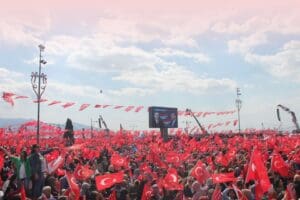 DEMOKRAT G&Uuml;NDEM-HABER MERKEZİ-EMİN ŞANLI-Cumhurbaşkanı Erdoğan'ın G&uuml;ndoğdu Meydanı'ndaki mitingi i&ccedil;in bekleyen