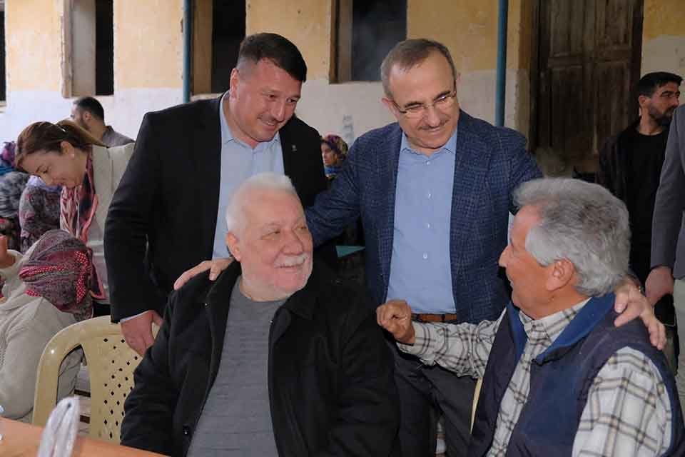 Türkiye Yüzyılı için “Doğru adımlarla yola devam” diyerek İzmir’i karış