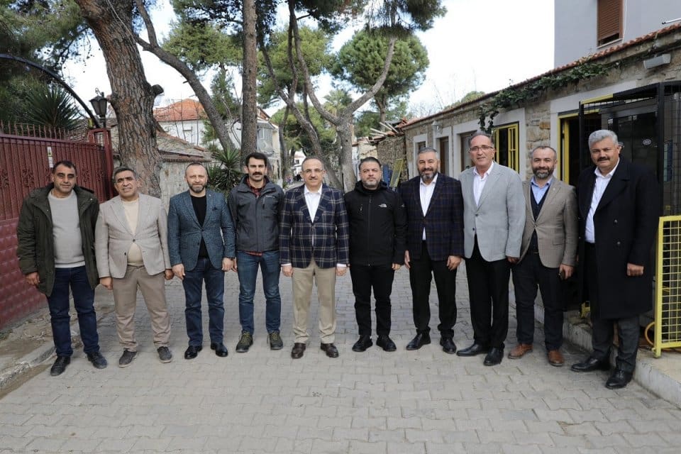 AK Parti İzmir İl Başkanı Kerem Ali S&uuml;rekli, İl Başkanlığı&rsquo;nın