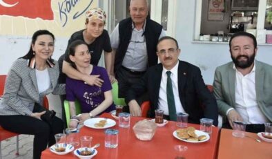 AK Partili Sürekli'den anlamlı ziyaret: 'Hayatı paylaşmak için engel yok!'