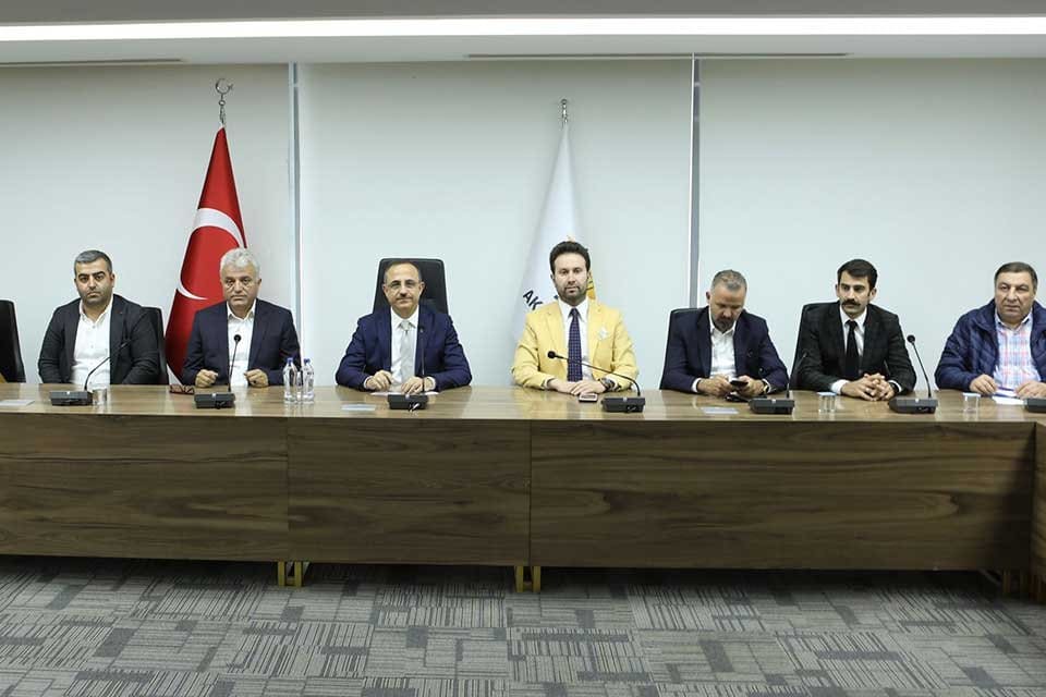 AK Parti İzmir İl Başkanı Kerem Ali S&uuml;rekli, 30 Ekim